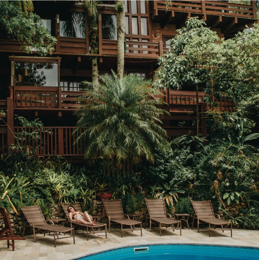 Hotel - Instagram - Image-1